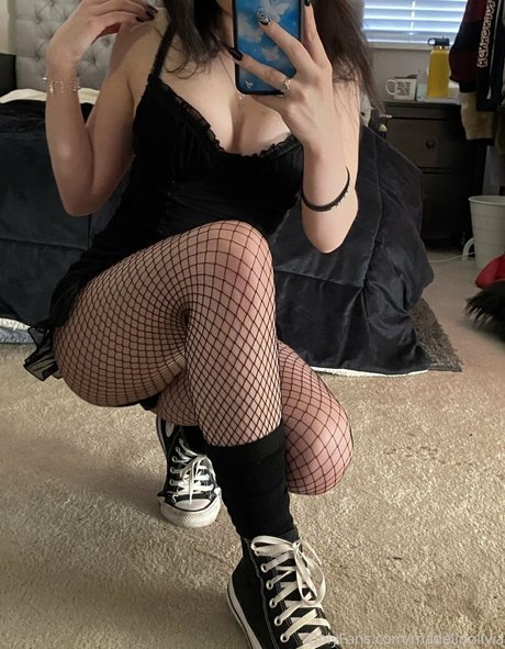 Madelinolivia pornographic actress images