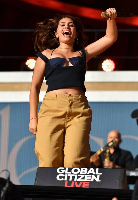 Alessia Cara exclusive model picture