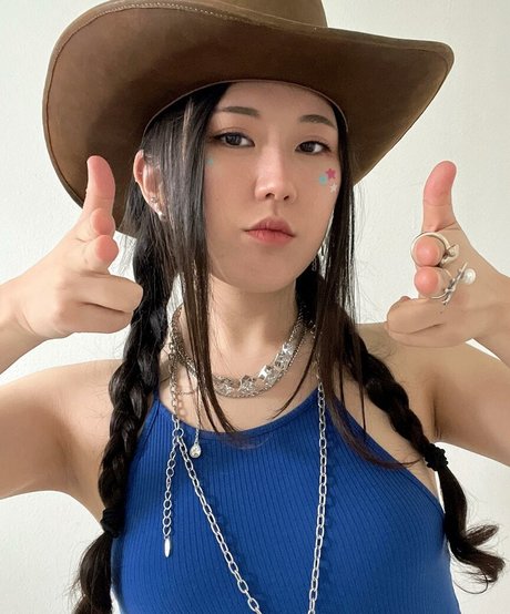 JisuArtist model exclusive photo