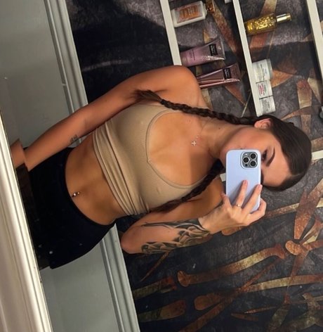 Chalina l adult actress photos