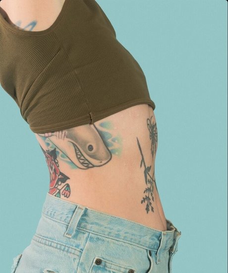 Qcknd model adult photo