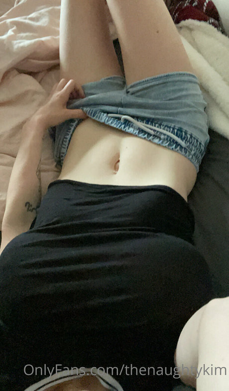 thenaughtykim star pornographic photo