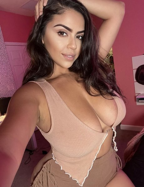 Jessenia Rebecca pornographic model gallery