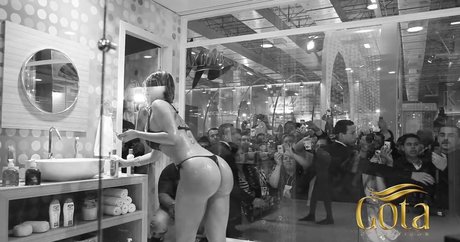 Cacau Colucci star sexy image