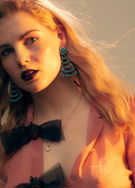 Lucy Boynton hot model pics