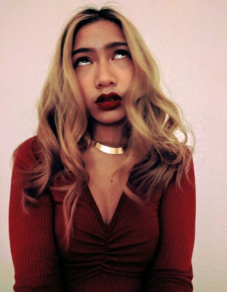 Snoejays beautiful model img