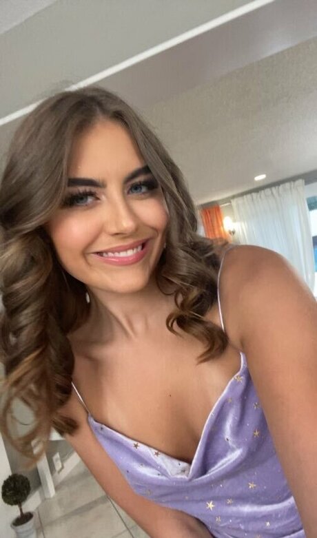 Selina Bentz nude star pics