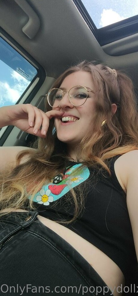 poppydollxoxo star art pics