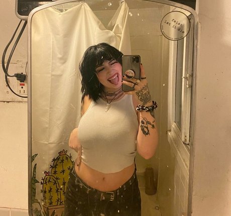 Adrianna Cooletti perfect actress gallery