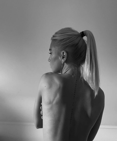 Its Emma 18 nudes star photos