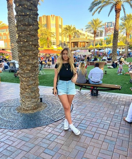 Caitlin Betterly exclusive pornstar photo