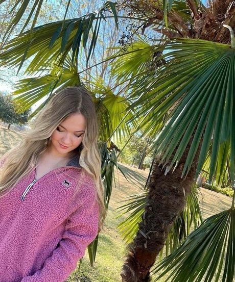 influencer onlyfans exclusive gallery