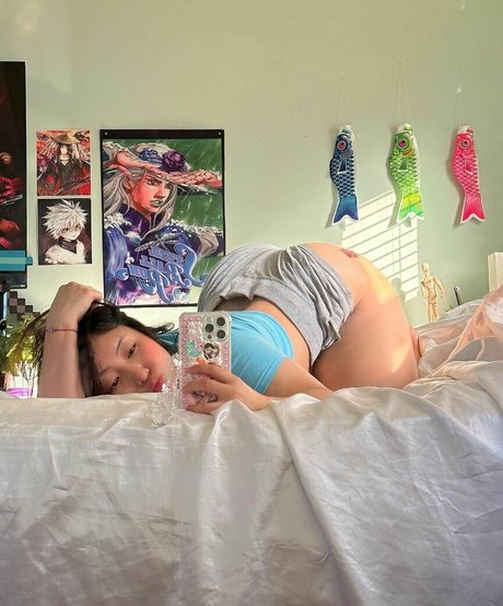 Le3nabae nudes actress picture