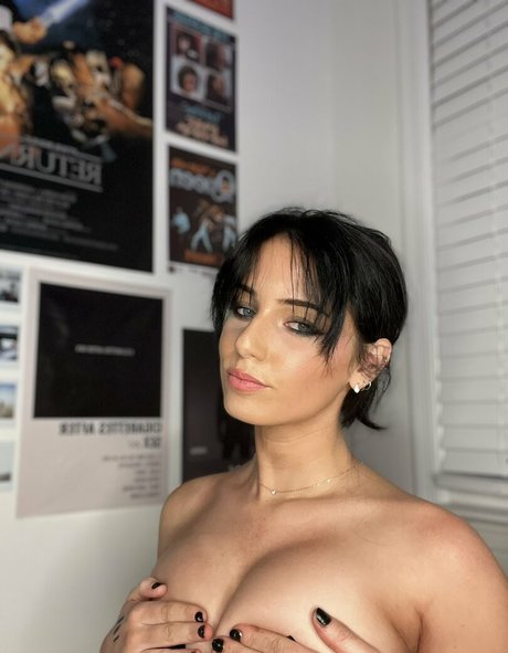 Classicardad nudes actress pics