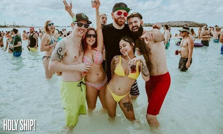 Renee Reynosa nude actress pictures