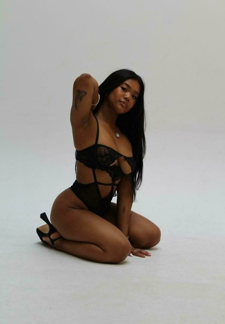 Bunnyscherry hot model archive