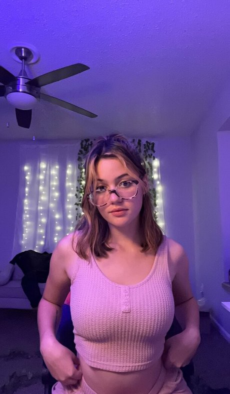 Ellie Nova model nudes img