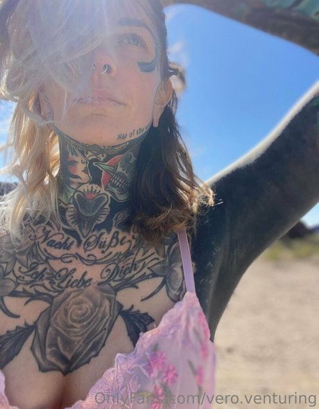 Vero Venturing high quality model photos