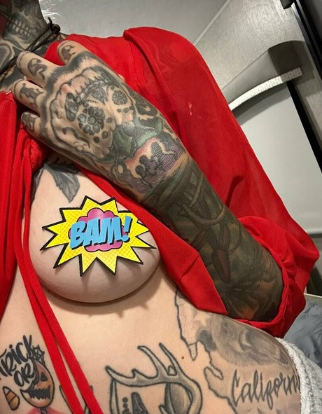 Vero Venturing pretty model pics