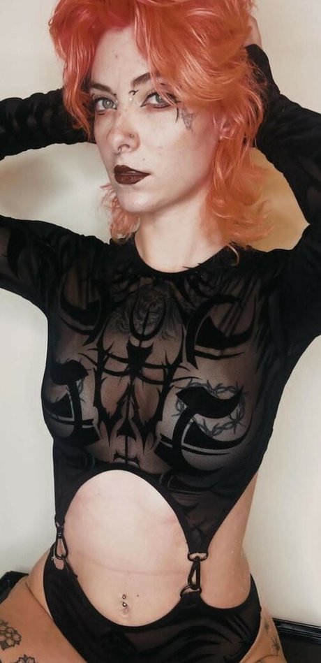 Avalon Valore perfect actress picture