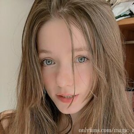 Your Cookie nudes model images