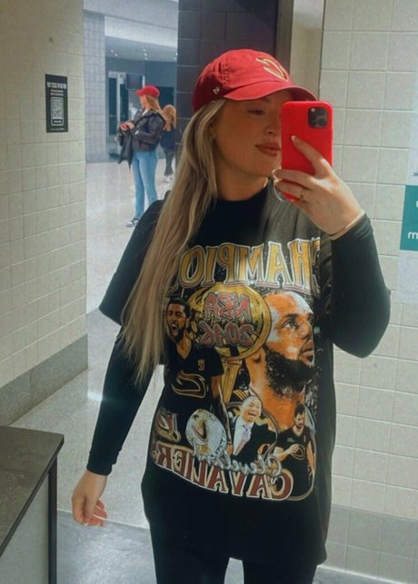 Gabb Goudy hot model photo