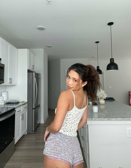 madison ellee star erotic photos