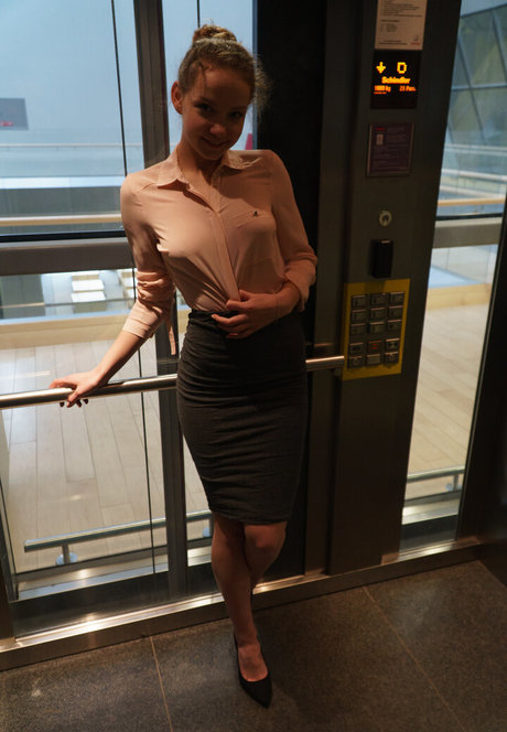 Faina Bona adult model gallery