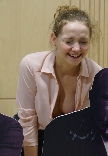 Faina Bona hd actress pictures