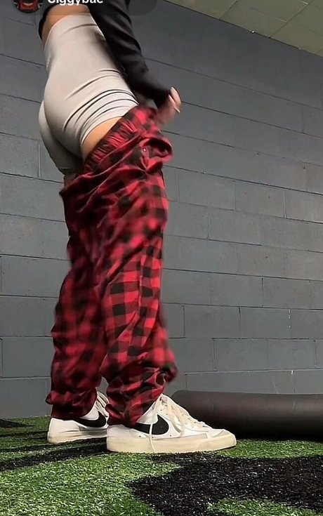 ciggybae free pornstar pics