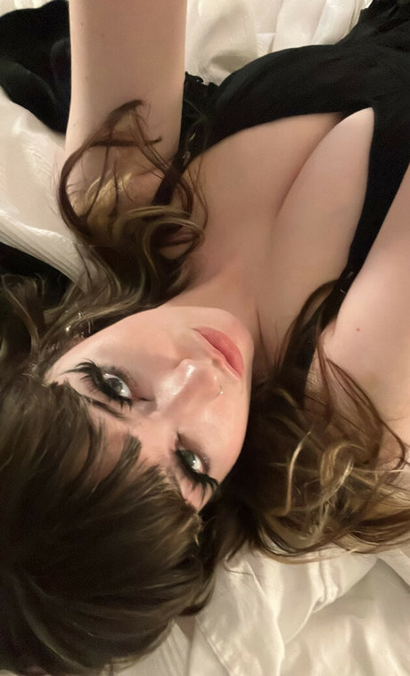 Waluiguigui sexy actress photo