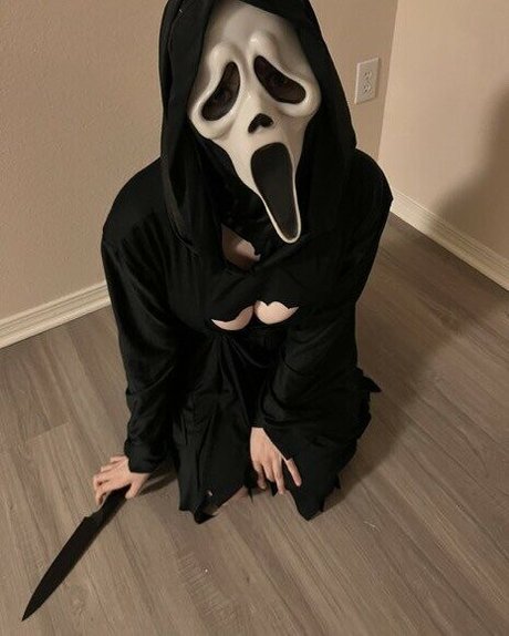 Waluiguigui naked pornstar img