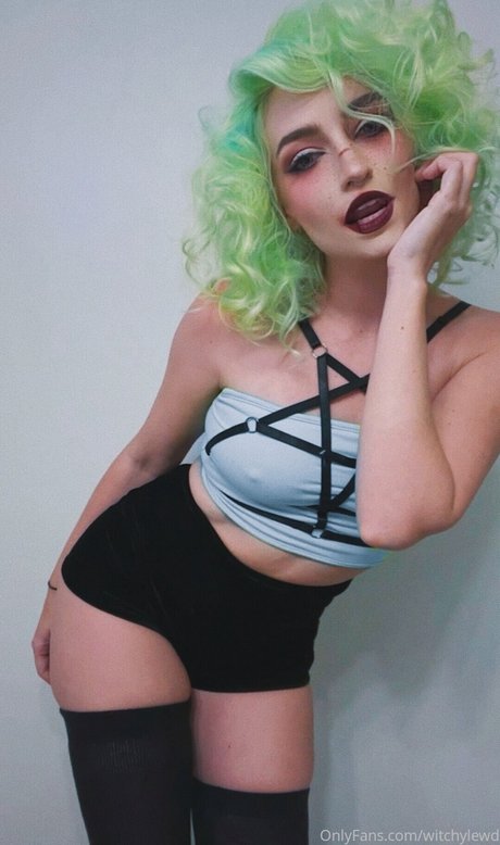 Witchy Brew pretty pornstar img