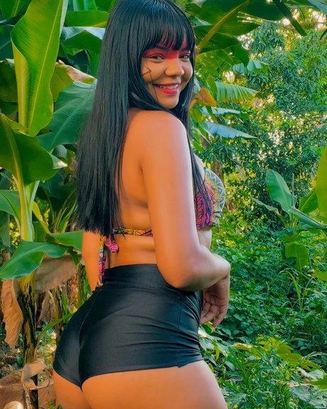 Mia Silva_ model perfect img