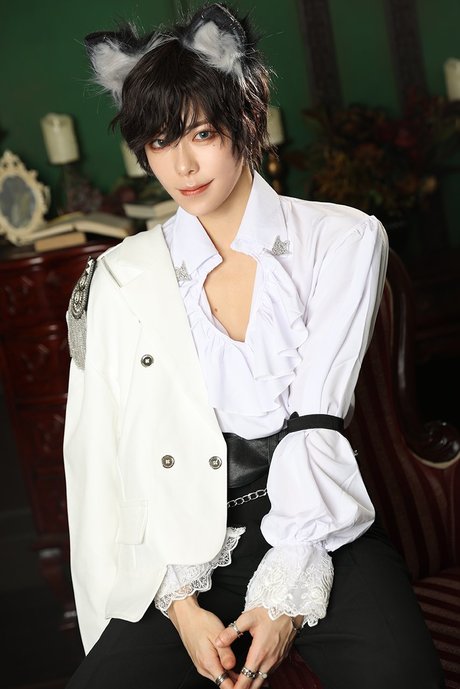 Momo Tomomoto art actress archive