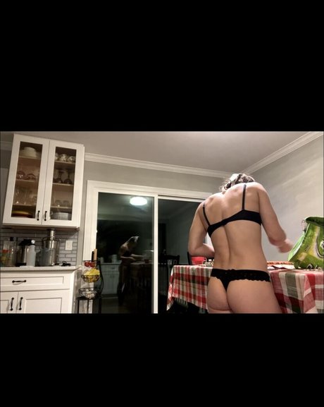 Women In MMA pornstar sex pics