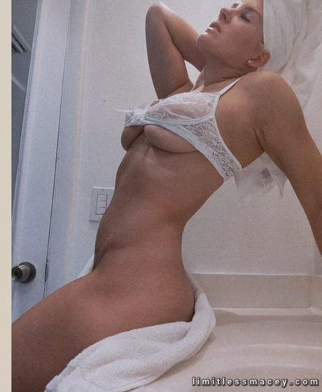 Lacey Evans erotic pornstar img