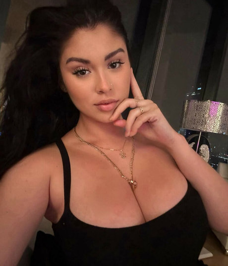 _gissellemartinez_ model exclusive pic