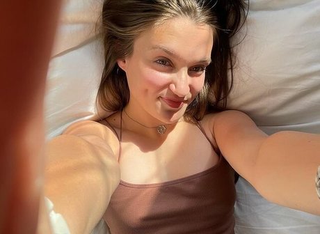 Skye Upshall art pornstar archive