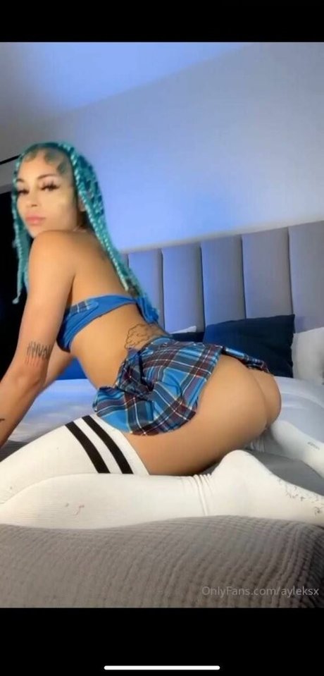 Ayleks nudes model galleries