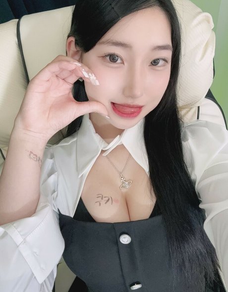 akikxxo star sex archive