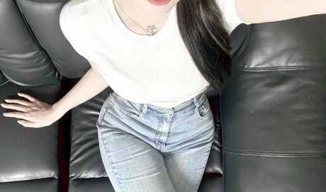 akikxxo star hot gallery