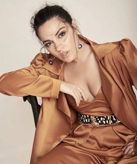 Maite Perroni star exclusive photos