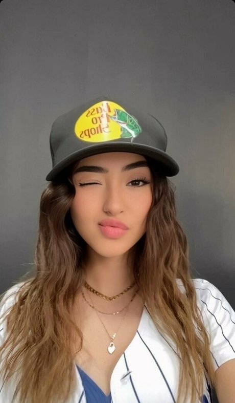 penelopexc pornstar pic