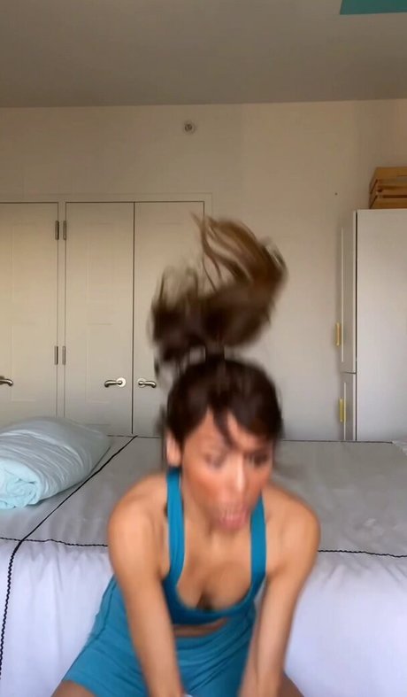 Riri Bichri free actress image