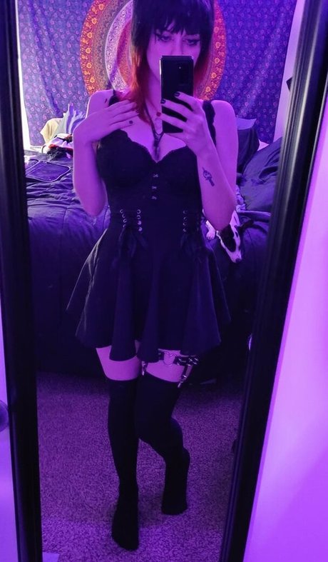 wychbaebi art actress pics