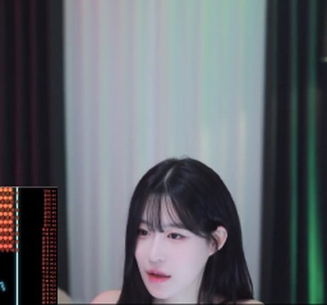 goinmul erotic actress image