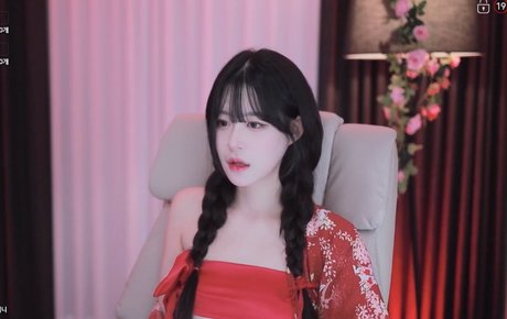 goinmul model nice photos