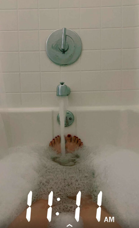 Nehhaa Malik sex actress pictures