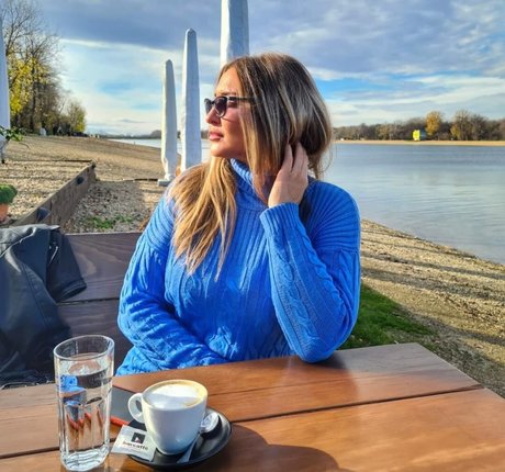 Vesna Justwoman42 pornstar top photos